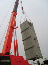 珠海天然氣液化項(xiàng)目冷箱、吸收塔設(shè)備安裝工程